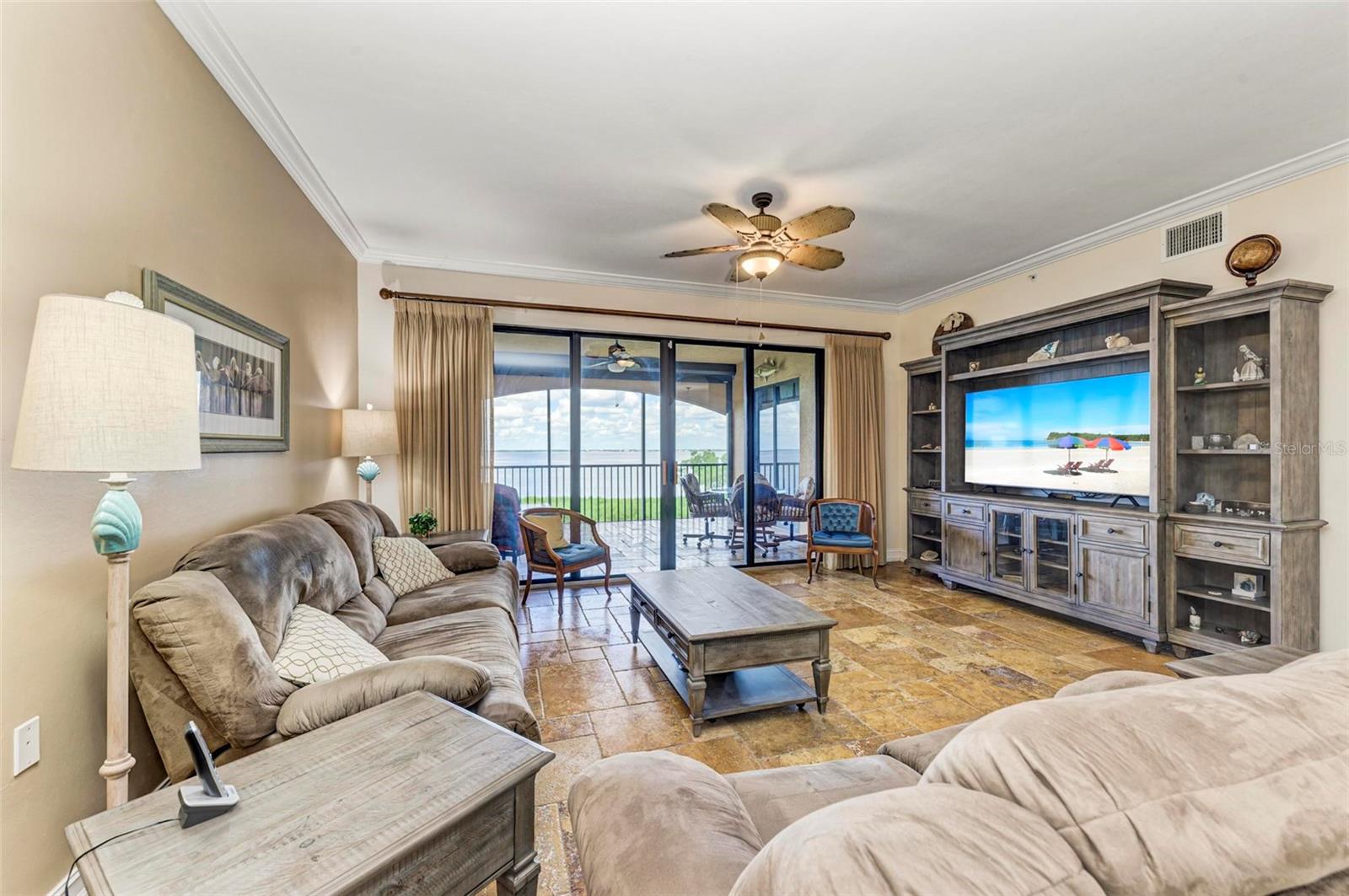 Image 5 of 17 For 89 Vivante Boulevard 305