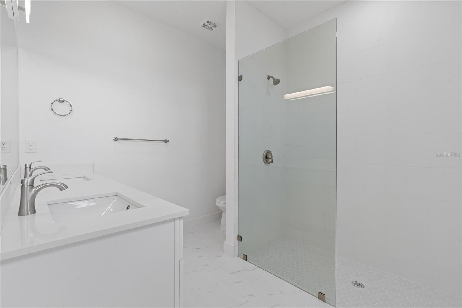 Image 7 of 30 For 2609 53rd Street W