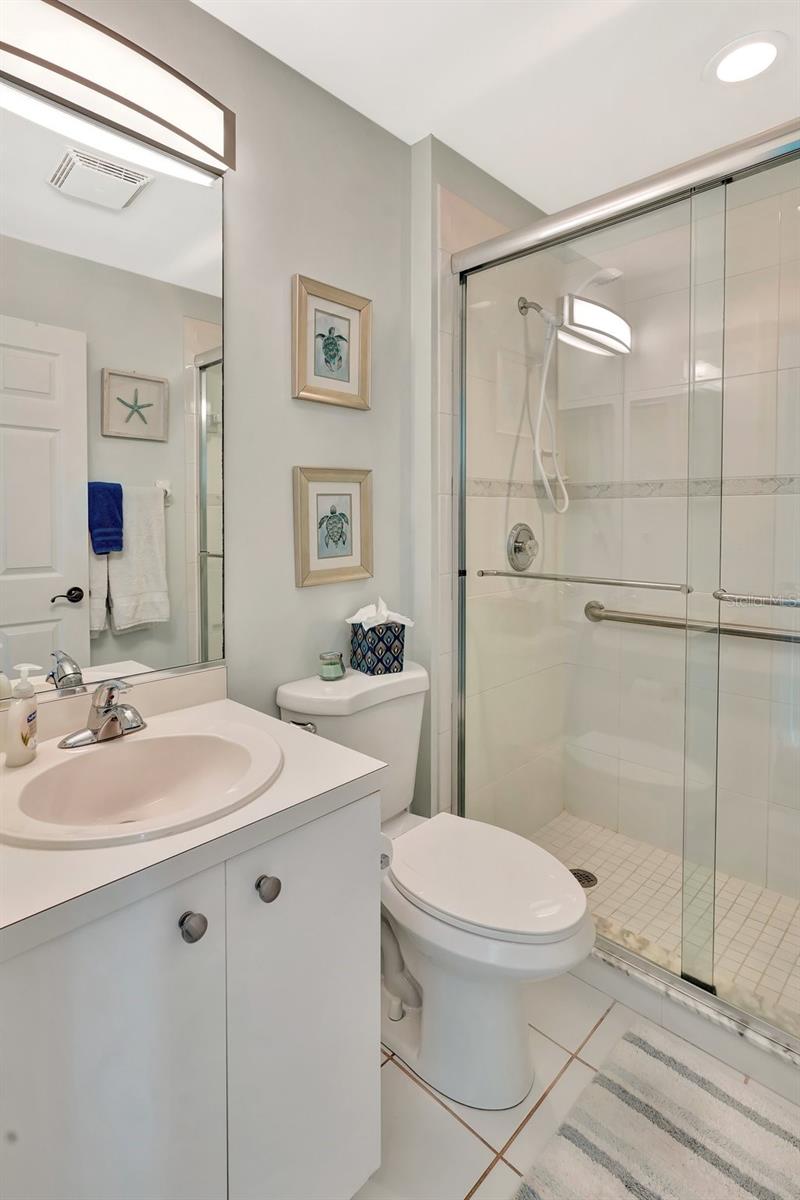 Image 20 of 34 For 2090 Matecumbe Key Road 1708