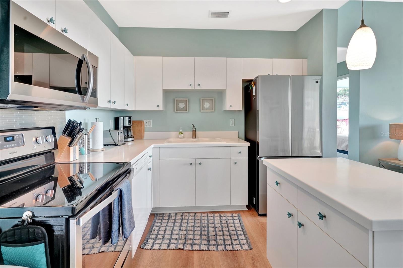 Image 5 of 34 For 2090 Matecumbe Key Road 1708