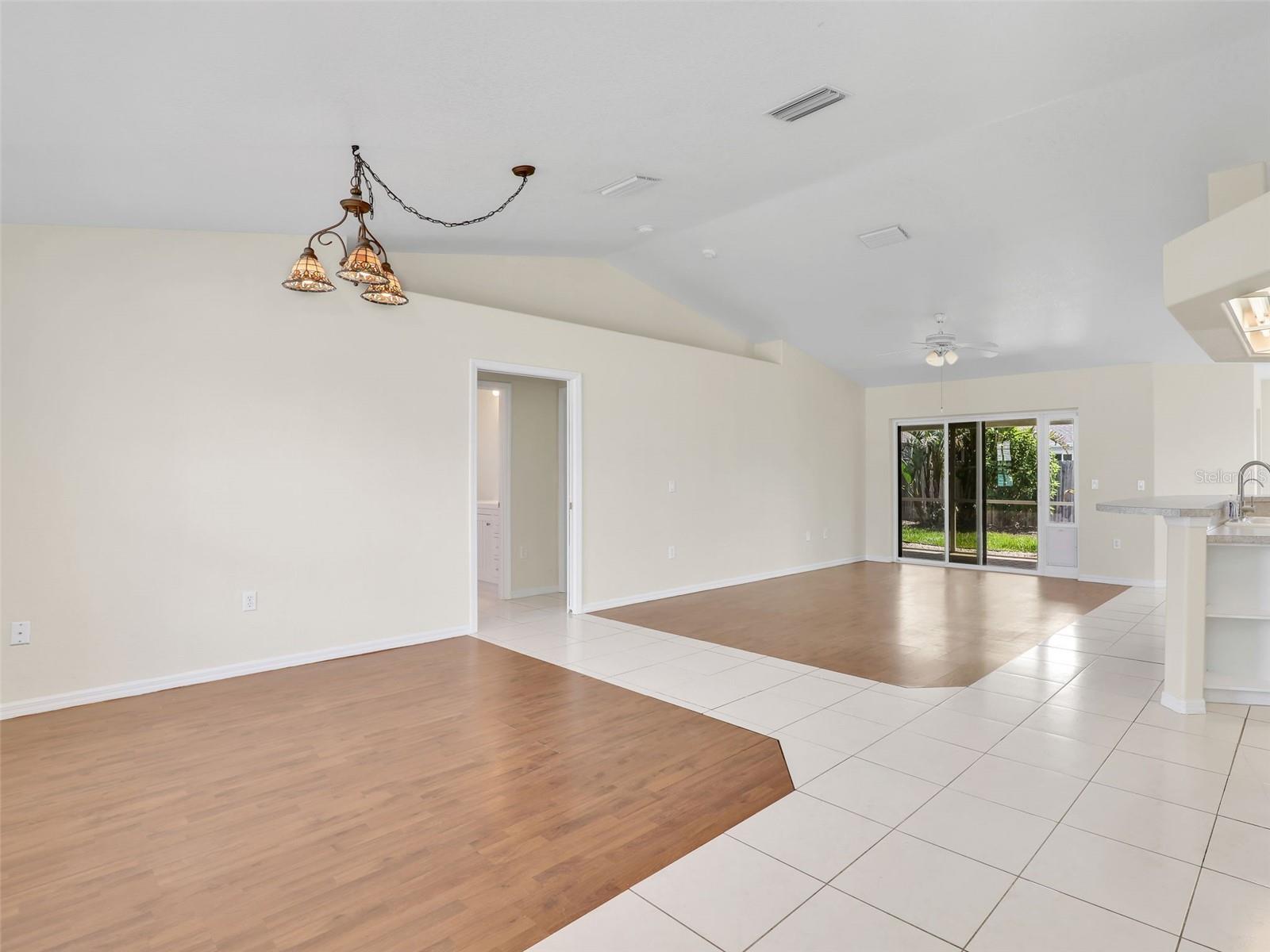 Image 6 of 41 For 5331 Citadel Road