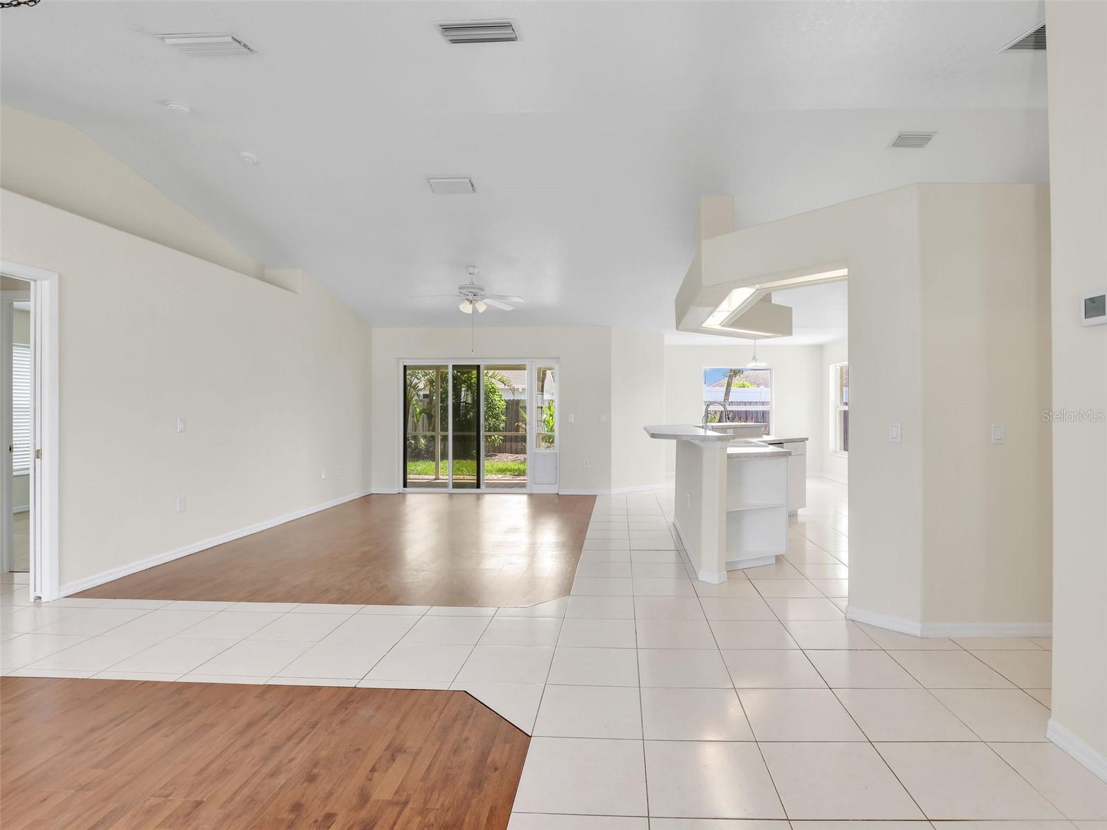 Image 7 of 41 For 5331 Citadel Road