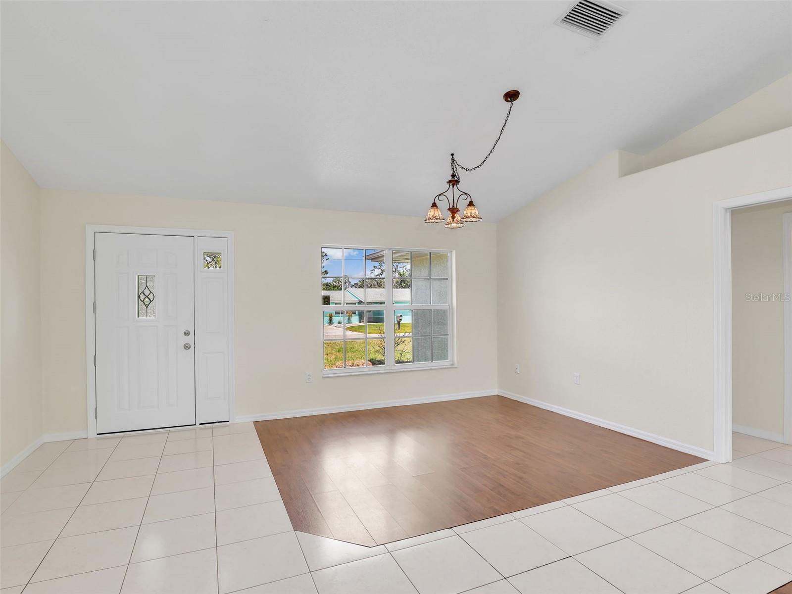 Image 8 of 41 For 5331 Citadel Road