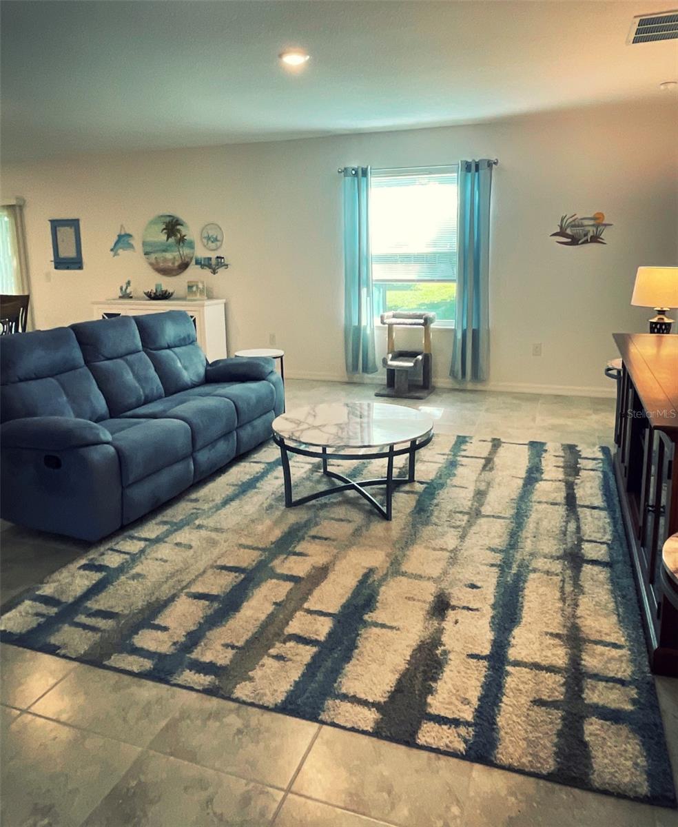 Image 12 of 39 For 25324 Aysen Drive