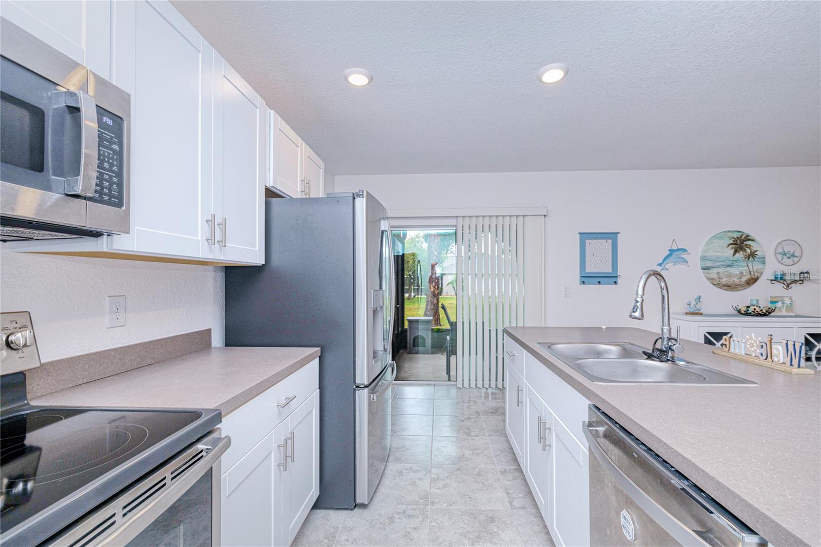 Image 9 of 39 For 25324 Aysen Drive