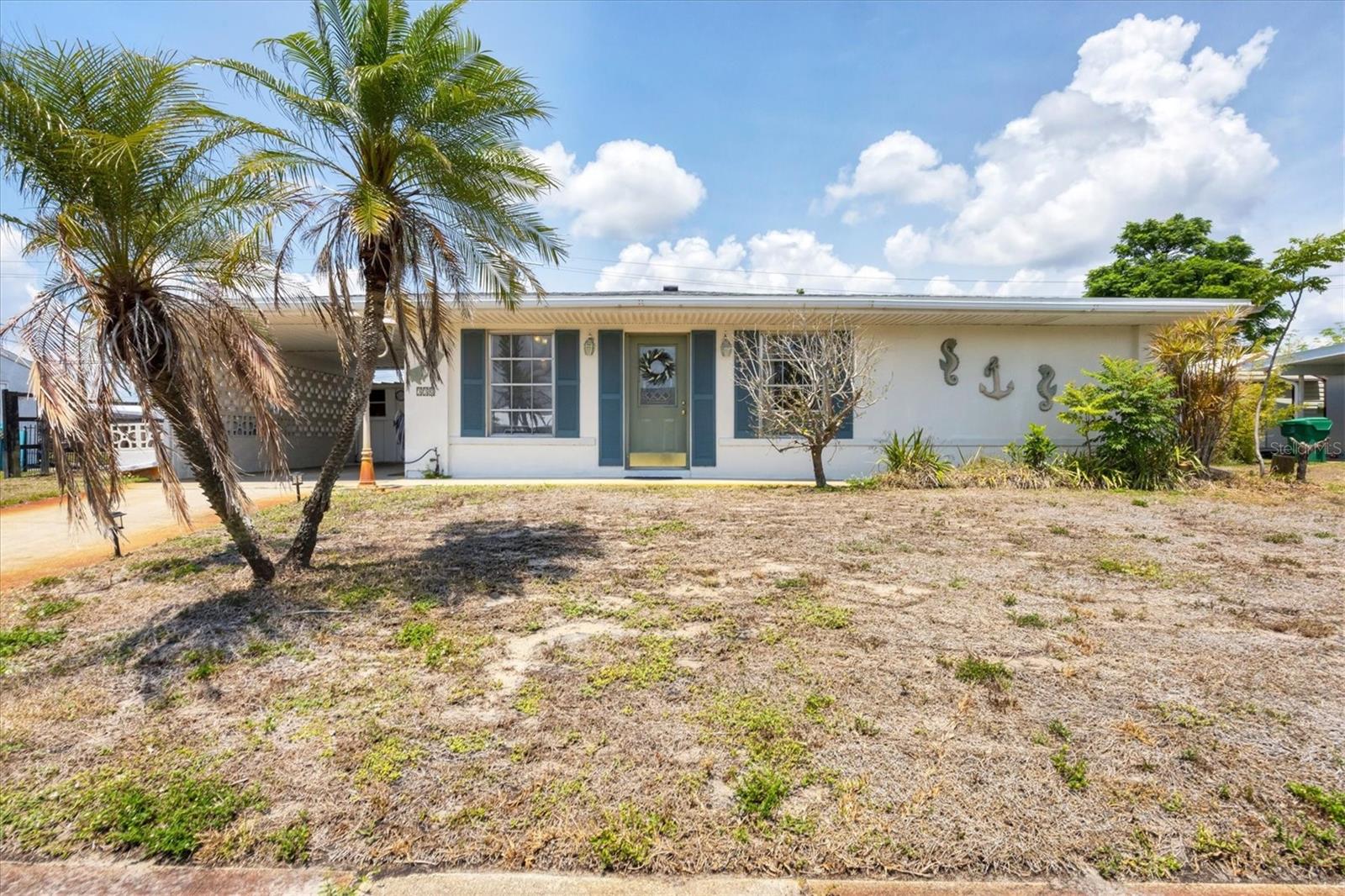 Image 3 of 35 For 330 Lasayette Drive Ne