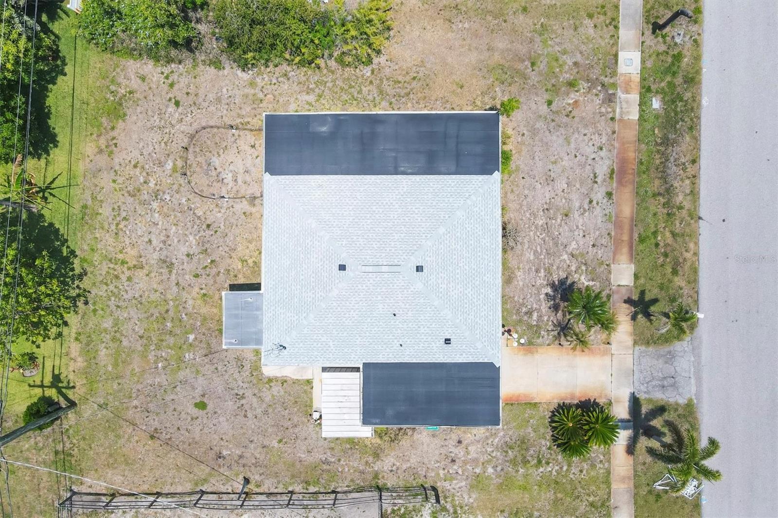 Image 33 of 35 For 330 Lasayette Drive Ne