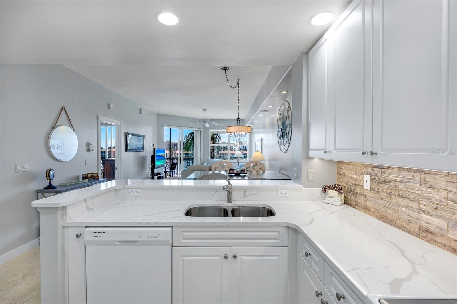 Image 12 of 28 For 2090 Matecumbe Key Road 1404