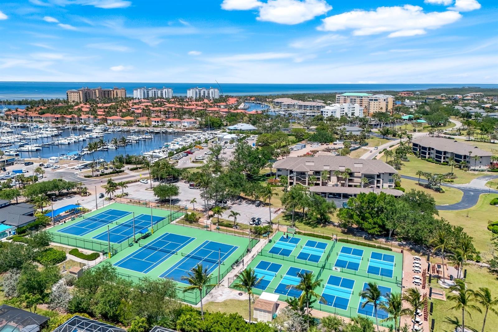 Image 27 of 28 For 2090 Matecumbe Key Road 1404