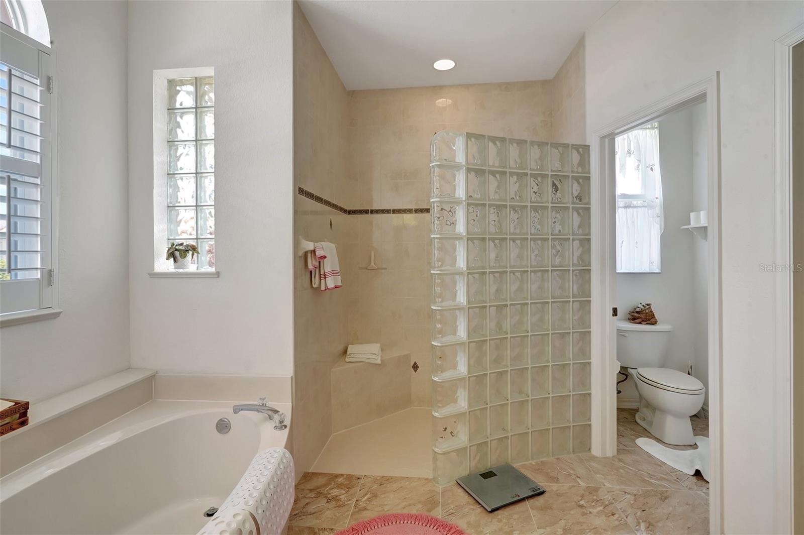 Image 10 of 26 For 2833 La Mancha Court
