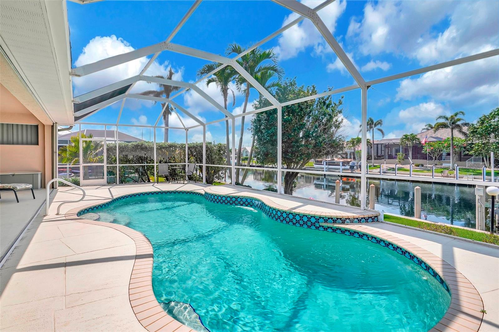 Image 13 of 26 For 2833 La Mancha Court