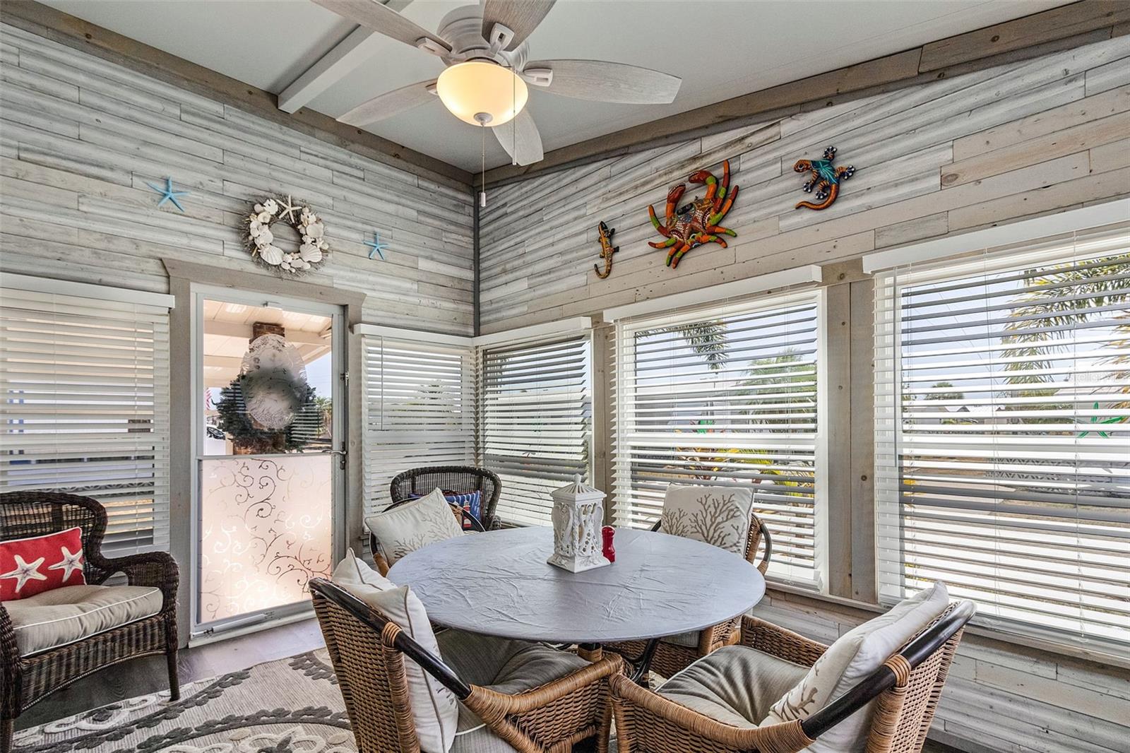 Image 5 of 35 For 9126 Flamingo Circle
