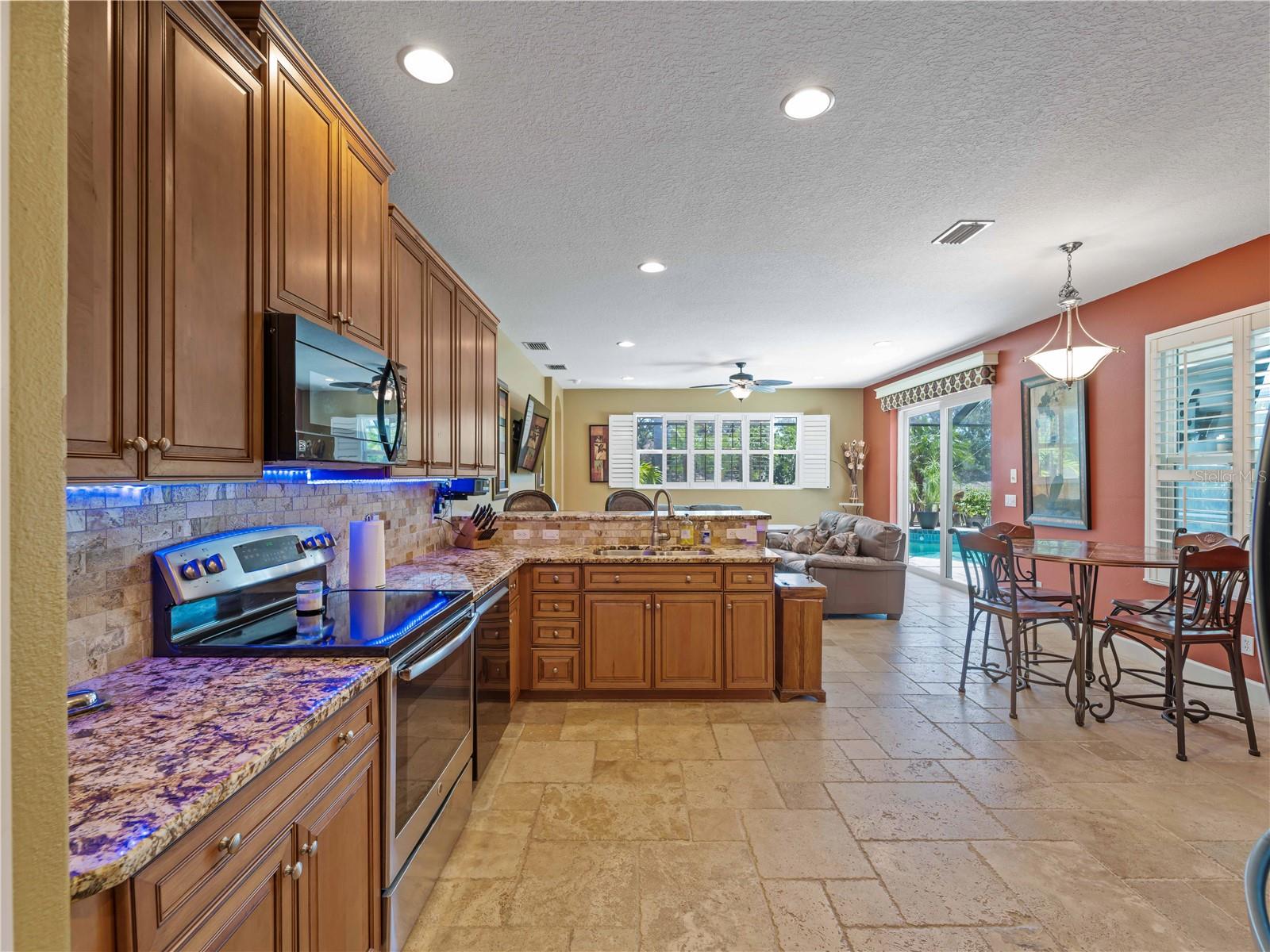 Image 12 of 57 For 11982 Granite Woods Loop