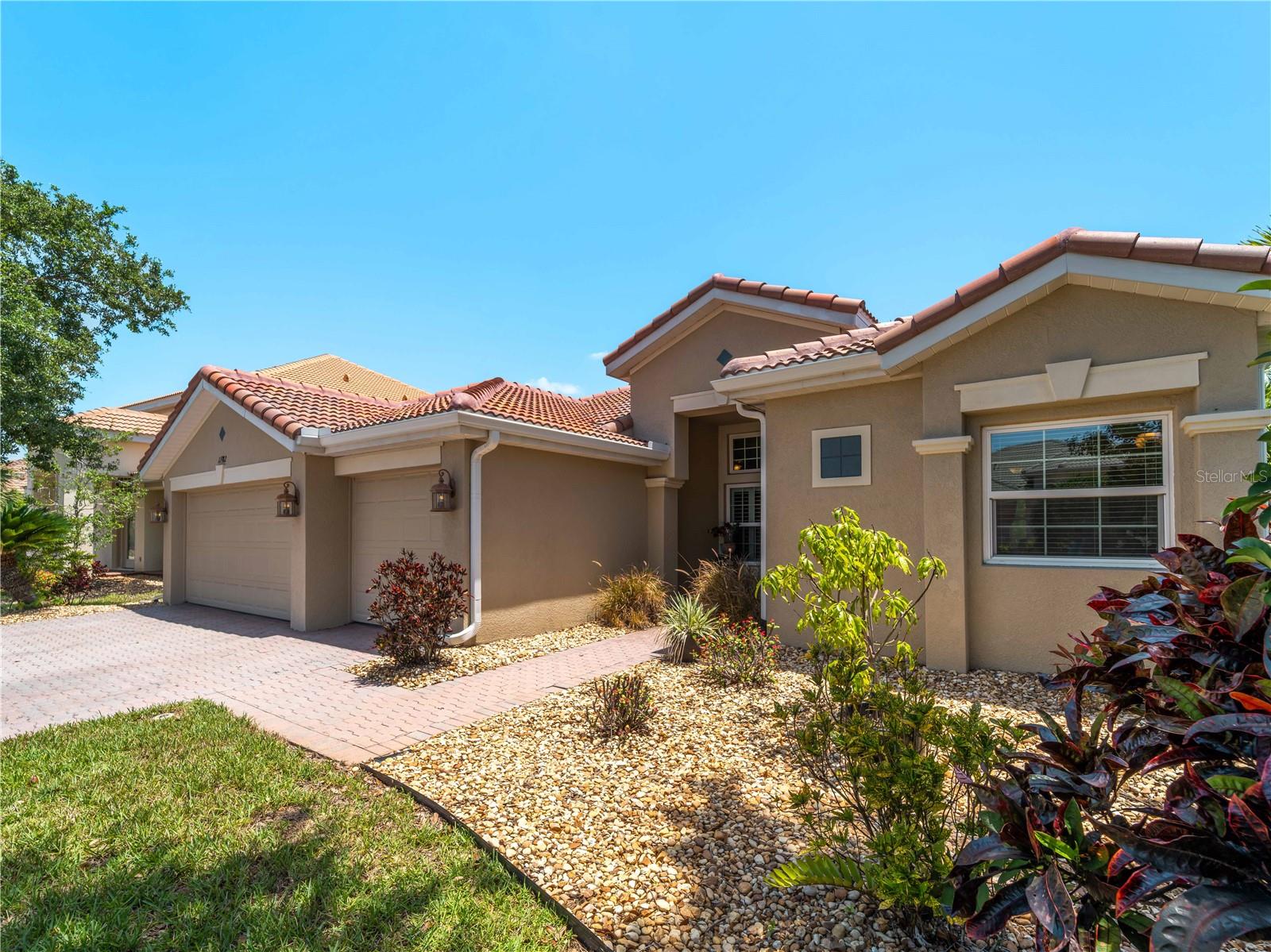 Image 4 of 57 For 11982 Granite Woods Loop