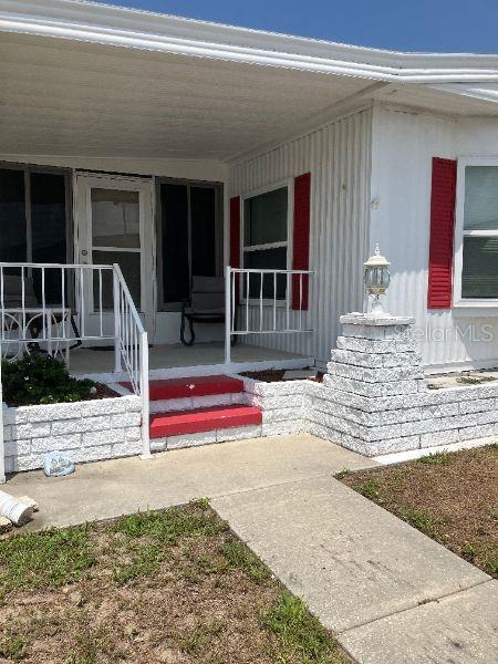 Image 16 of 80 For 9003 30th Avenue E