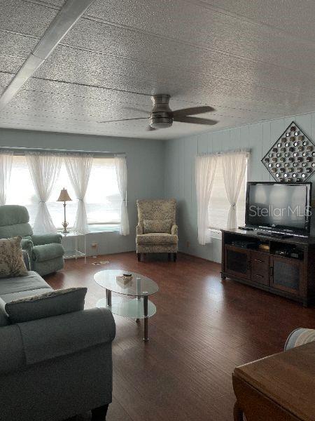 Image 6 of 80 For 9003 30th Avenue E