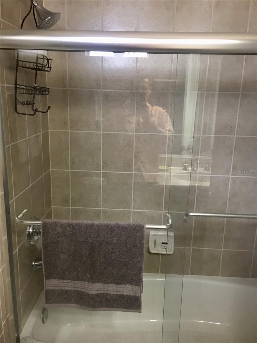 Image 11 of 20 For 17084 Acapulco Road 223