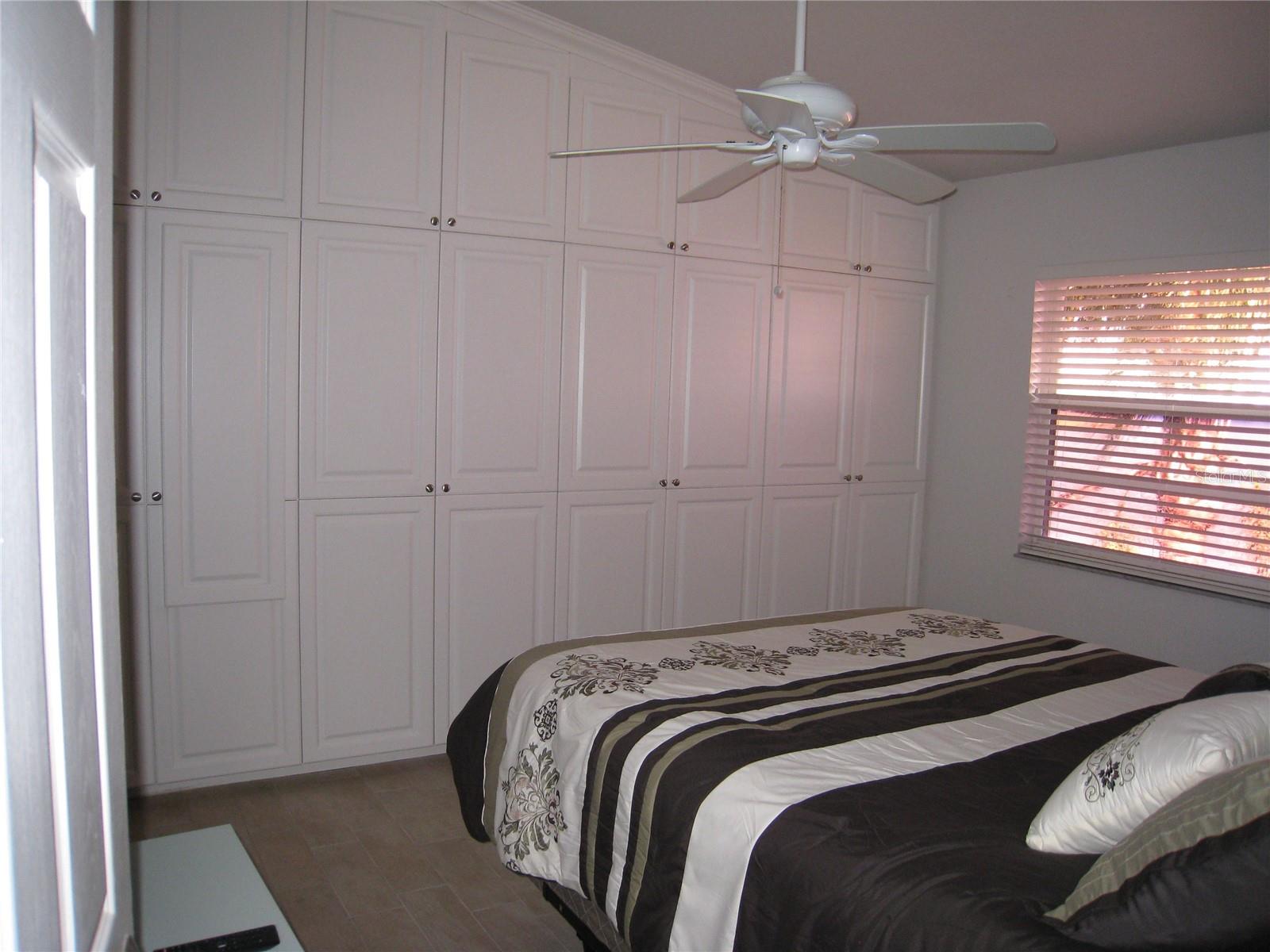 Image 10 of 14 For 1512 Rio De Janeiro Avenue 326