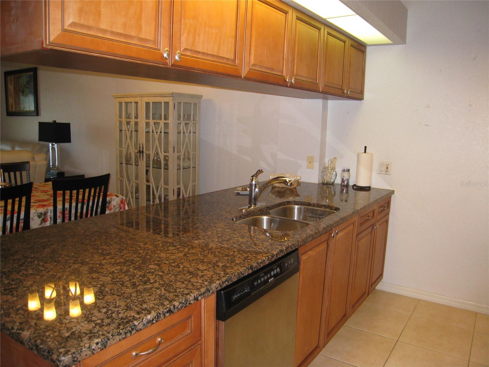 Image 5 of 14 For 1512 Rio De Janeiro Avenue 326