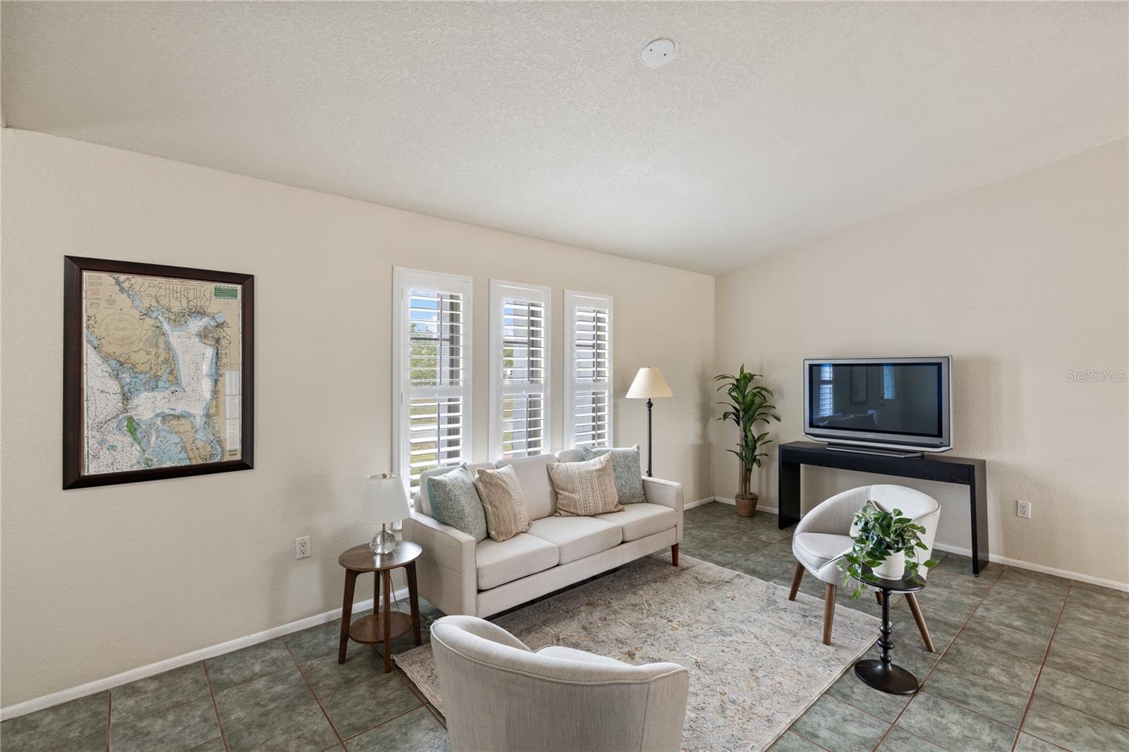 Image 12 of 68 For 3301 Santa Barbara Drive