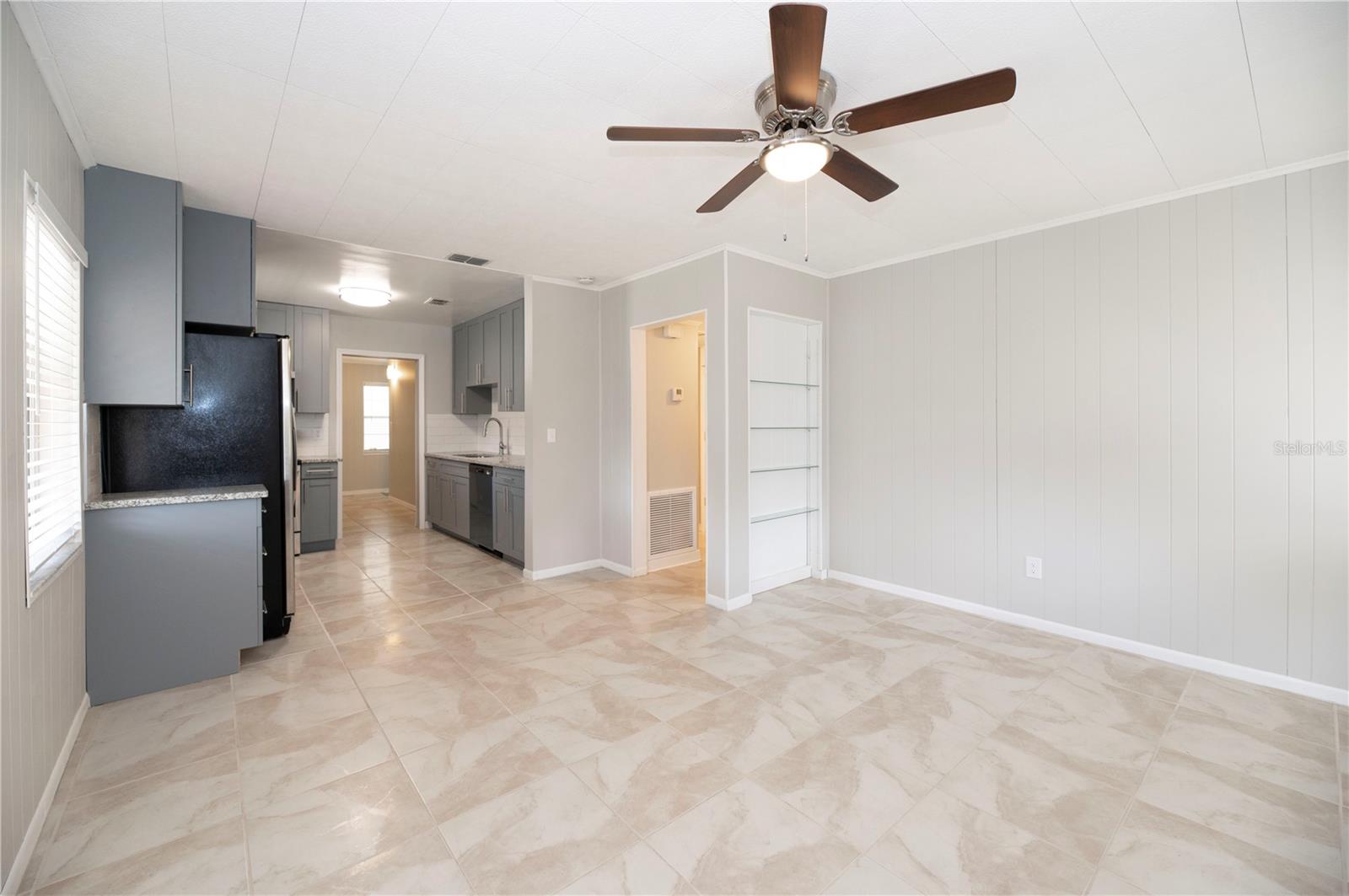 Image 10 of 43 For 760 Formosa Avenue