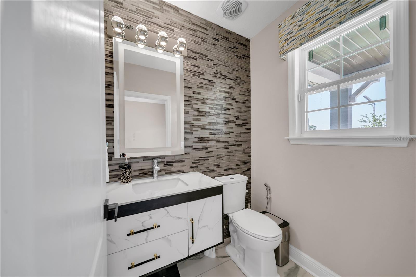 Image 4 of 38 For 8277 Abby Brooks Circle