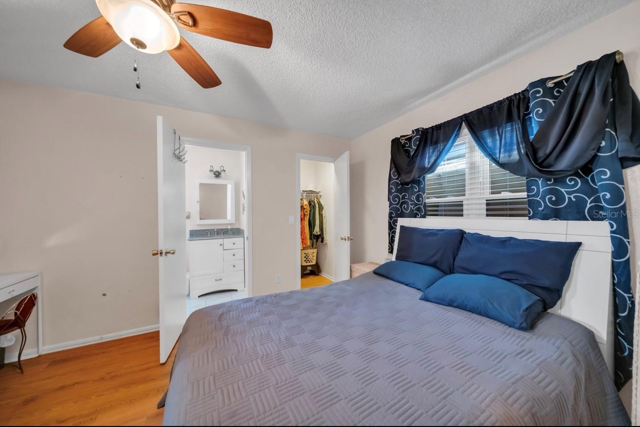 Image 17 of 25 For 6841 46th Street N