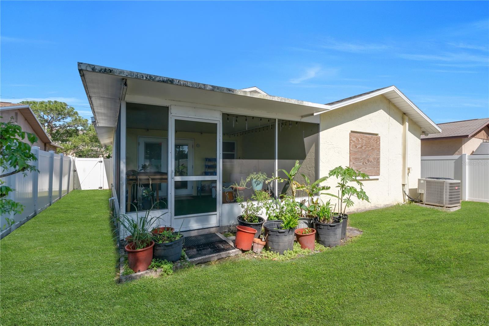 Image 8 of 25 For 6841 46th Street N