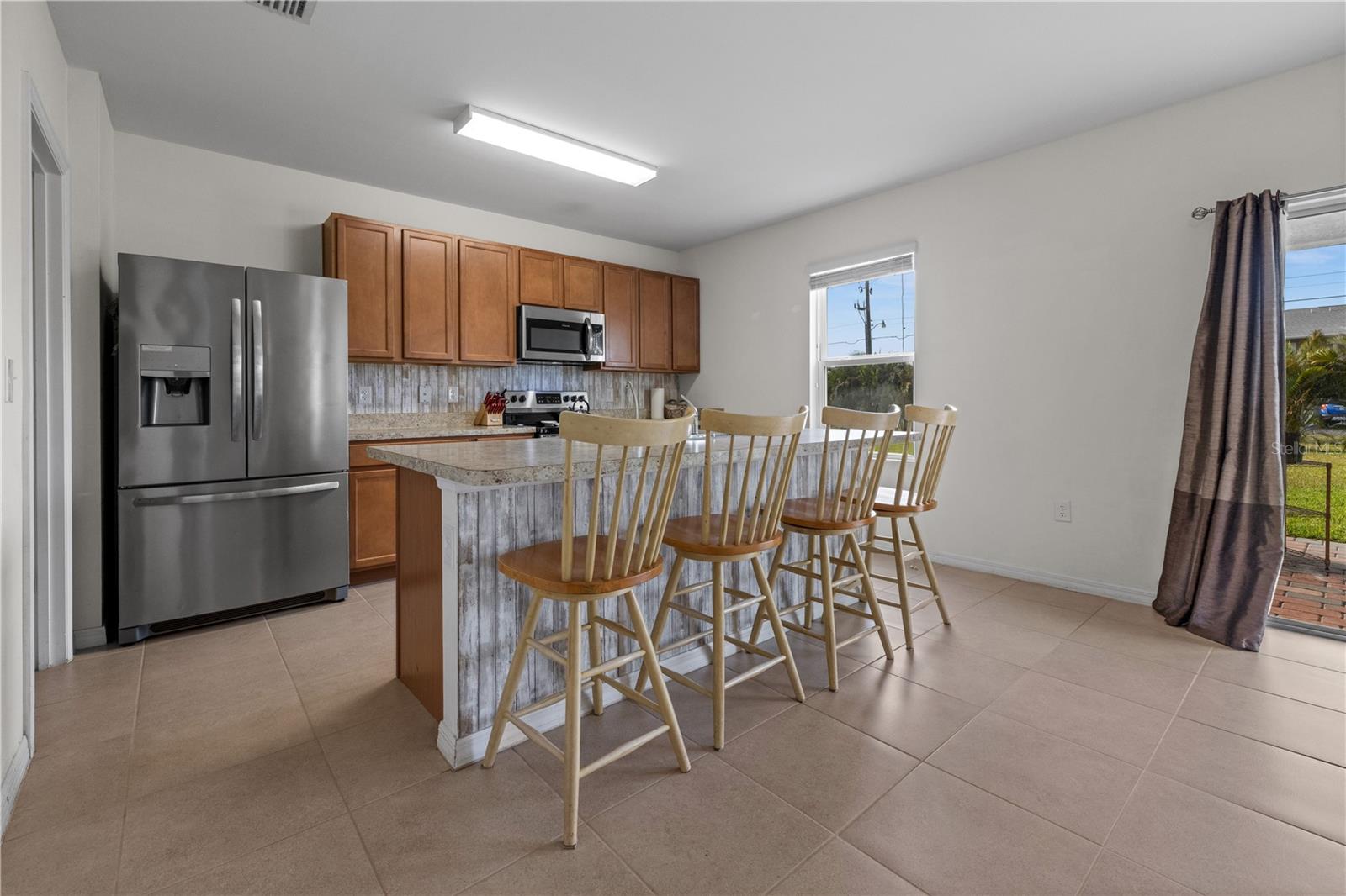 Image 12 of 67 For 3941 River Bank Way
