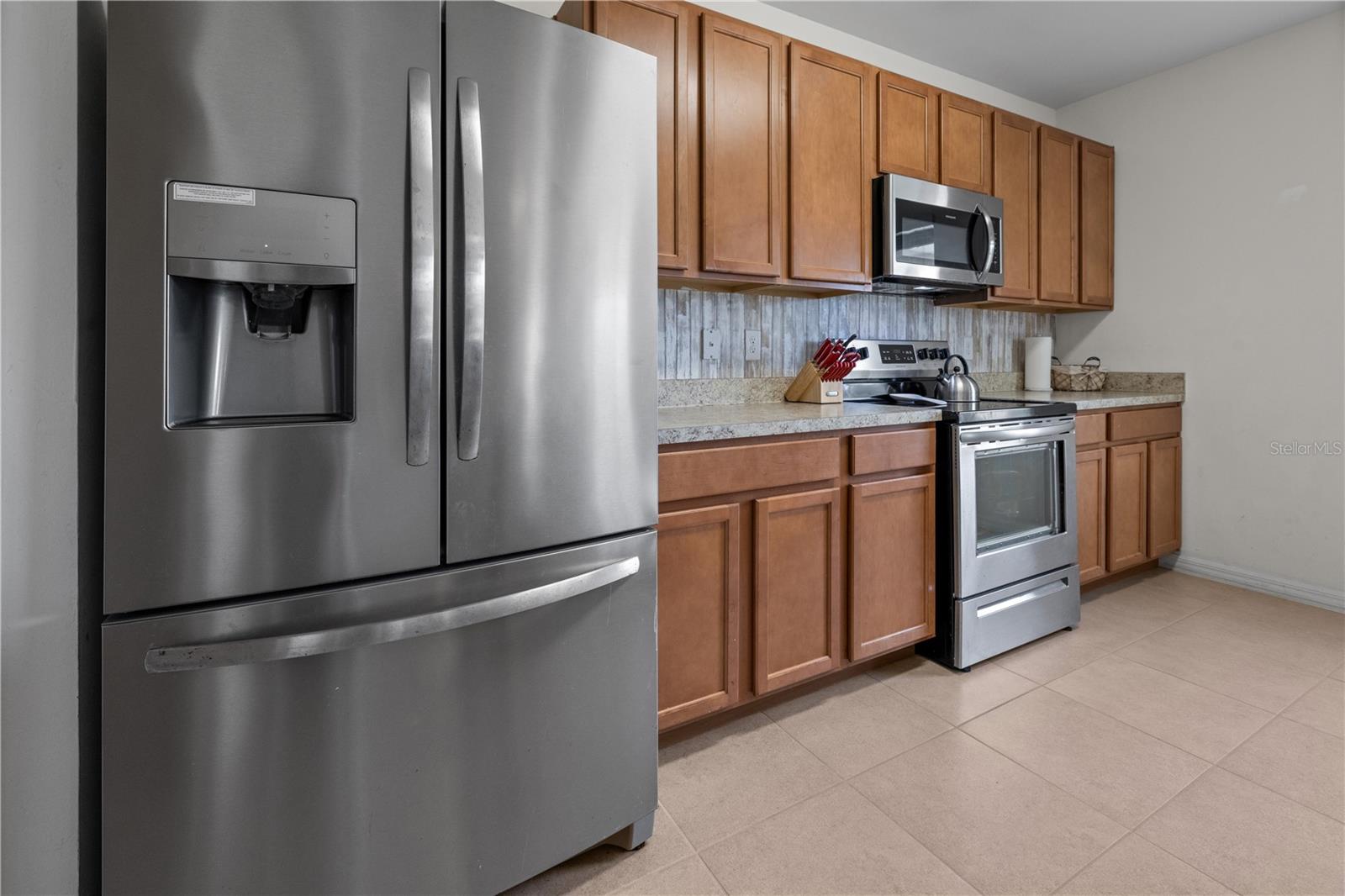 Image 14 of 67 For 3941 River Bank Way