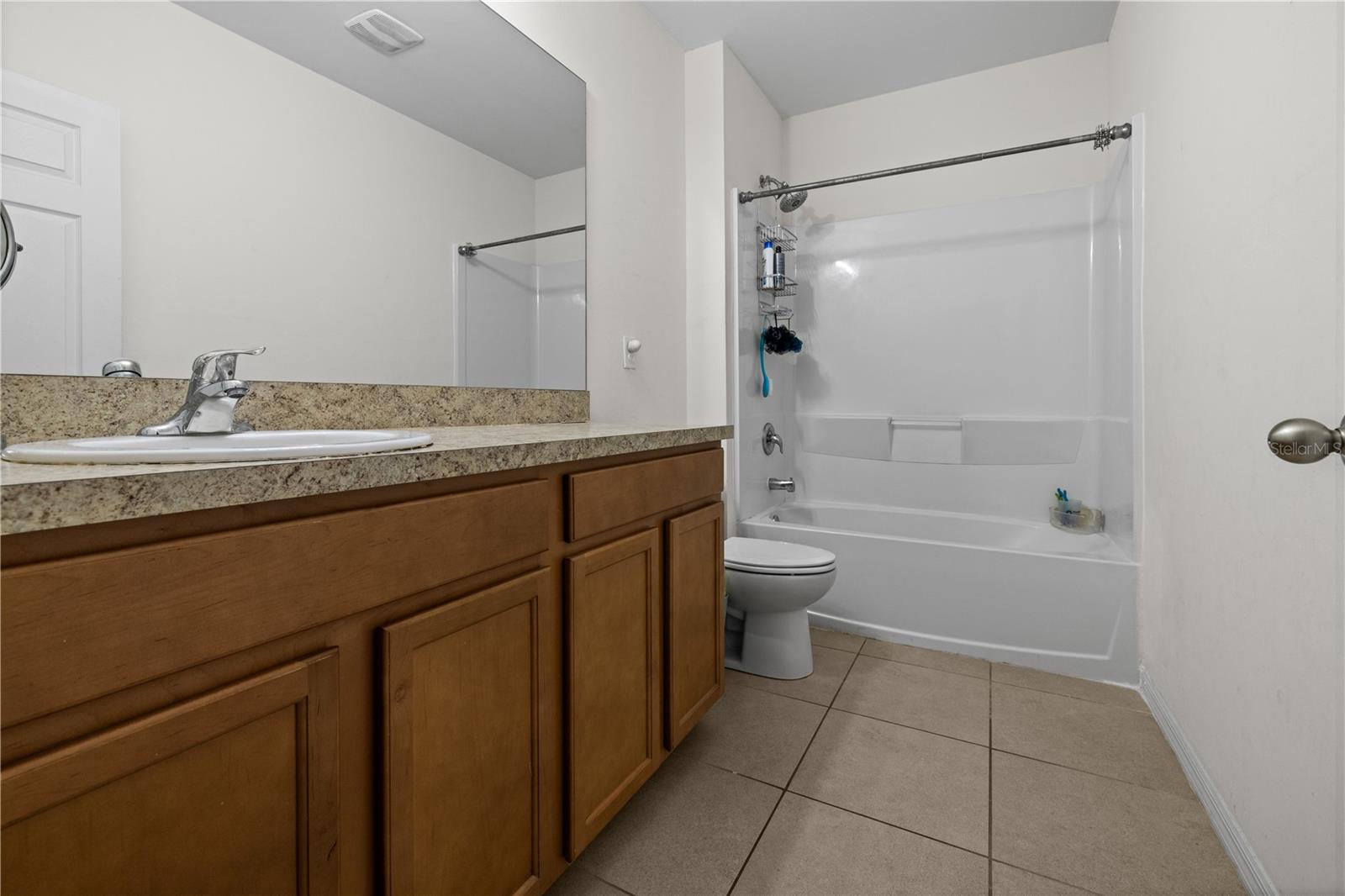 Image 37 of 67 For 3941 River Bank Way