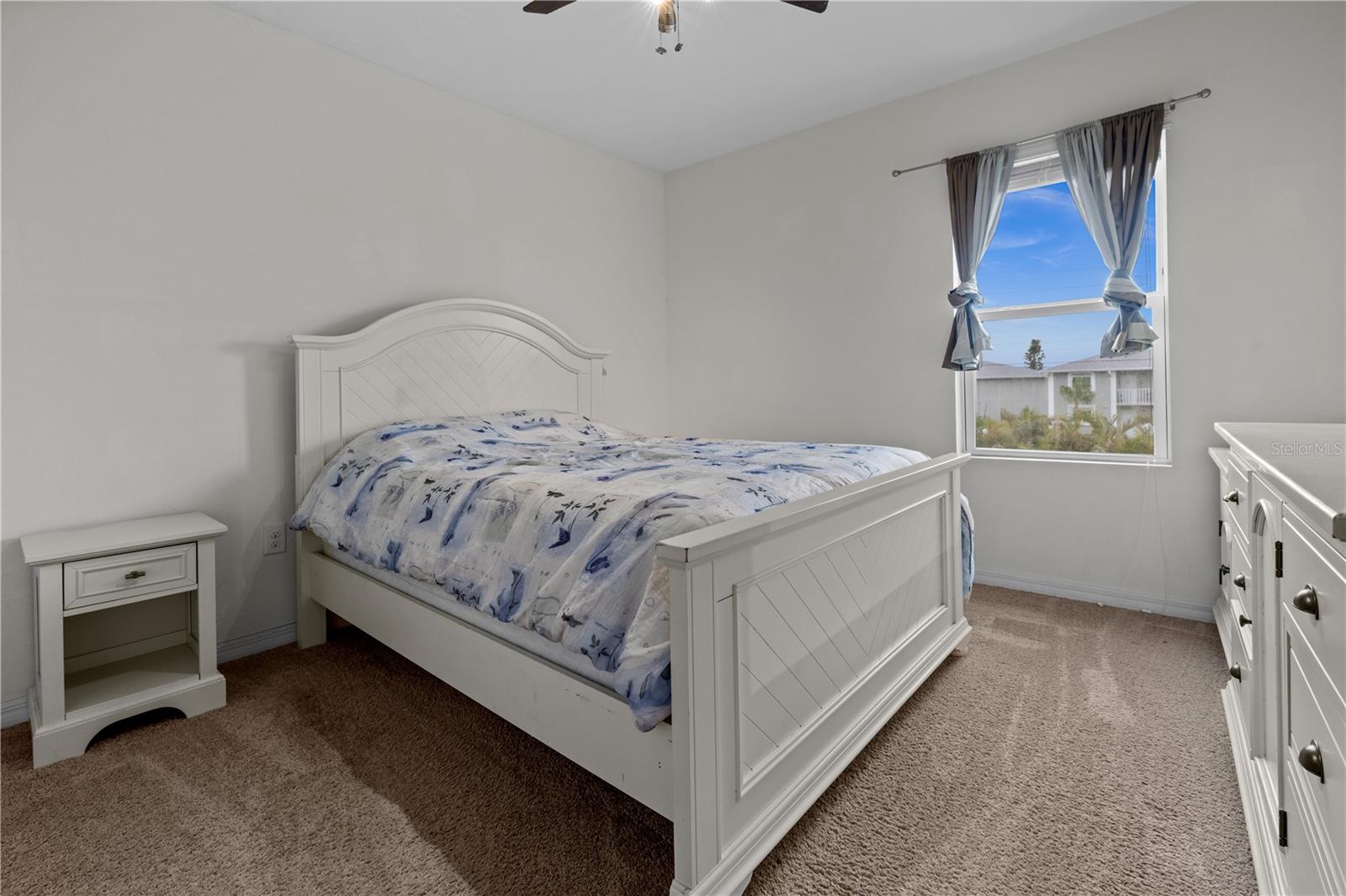 Image 38 of 67 For 3941 River Bank Way