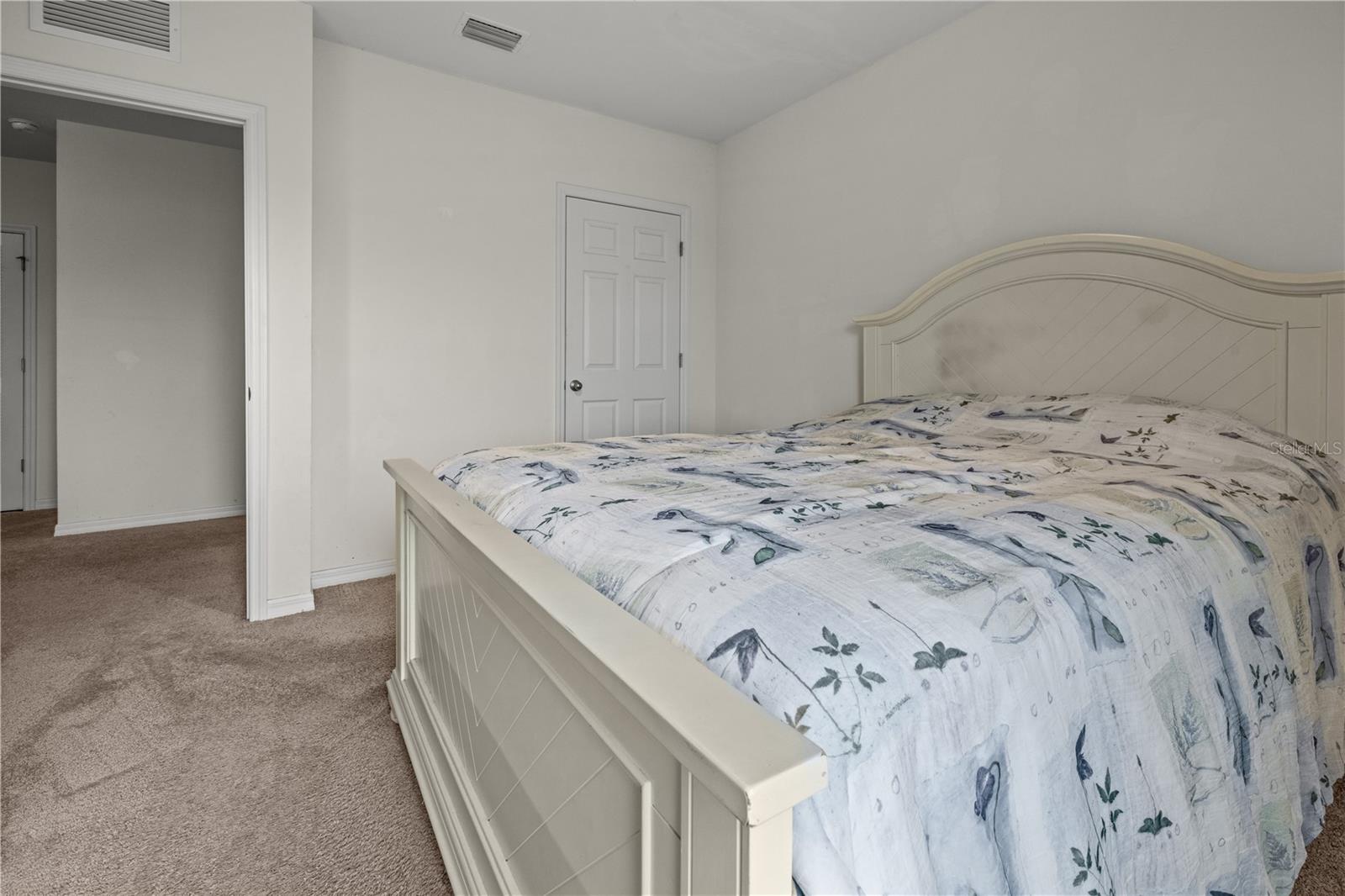Image 39 of 67 For 3941 River Bank Way