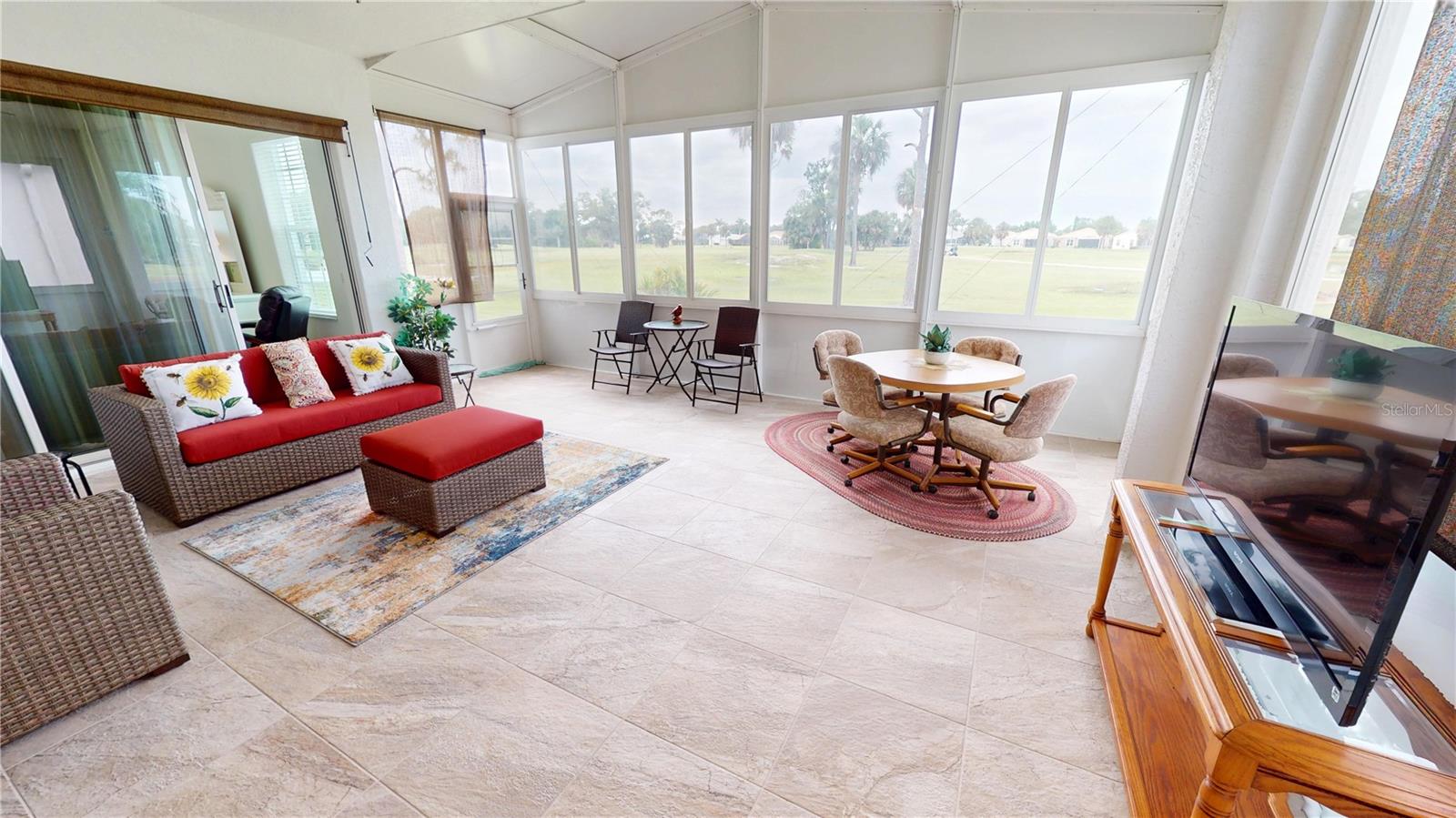Image 25 of 29 For 26089 Seminole Lakes Boulevard