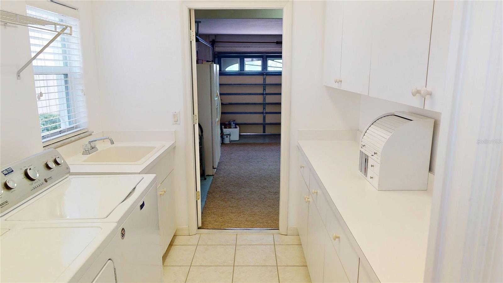 Image 9 of 29 For 26089 Seminole Lakes Boulevard