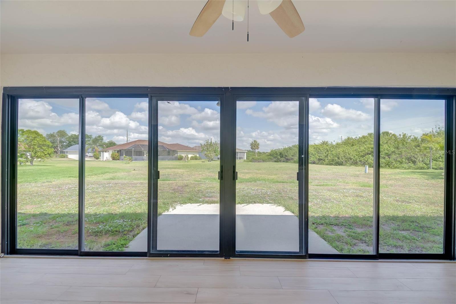 Image 19 of 22 For 27050 Pelotas Drive