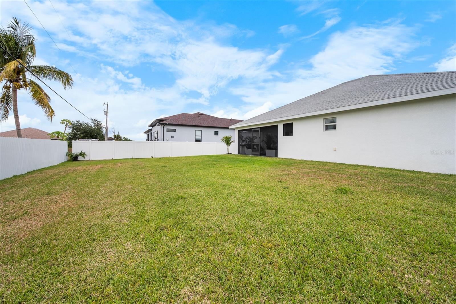 Image 31 of 32 For 1922 17th Place