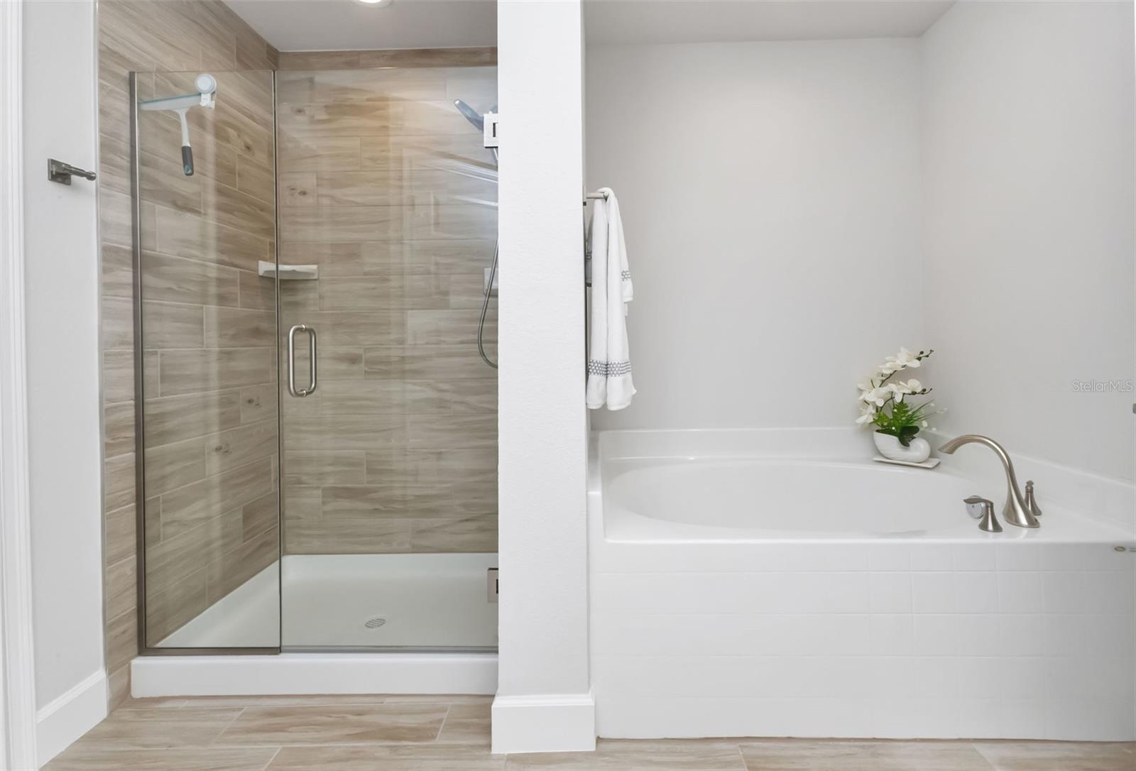 Image 16 of 52 For 7664 Meroni Boulevard