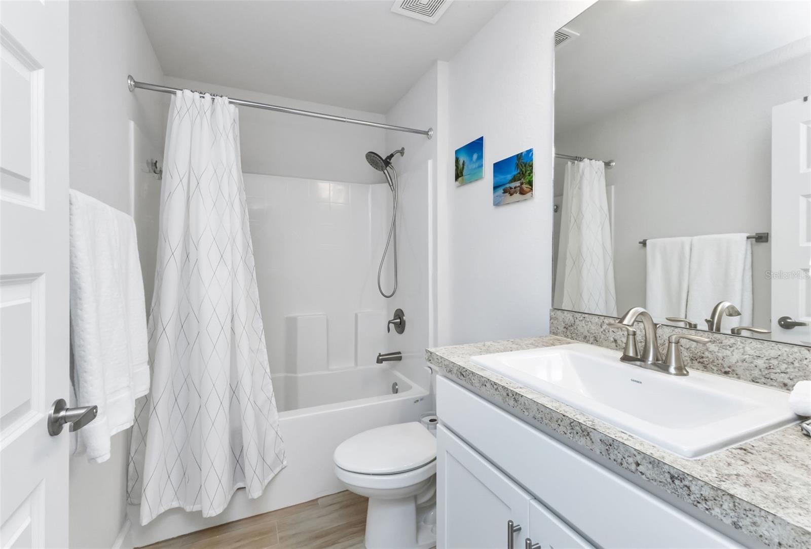 Image 22 of 52 For 7664 Meroni Boulevard