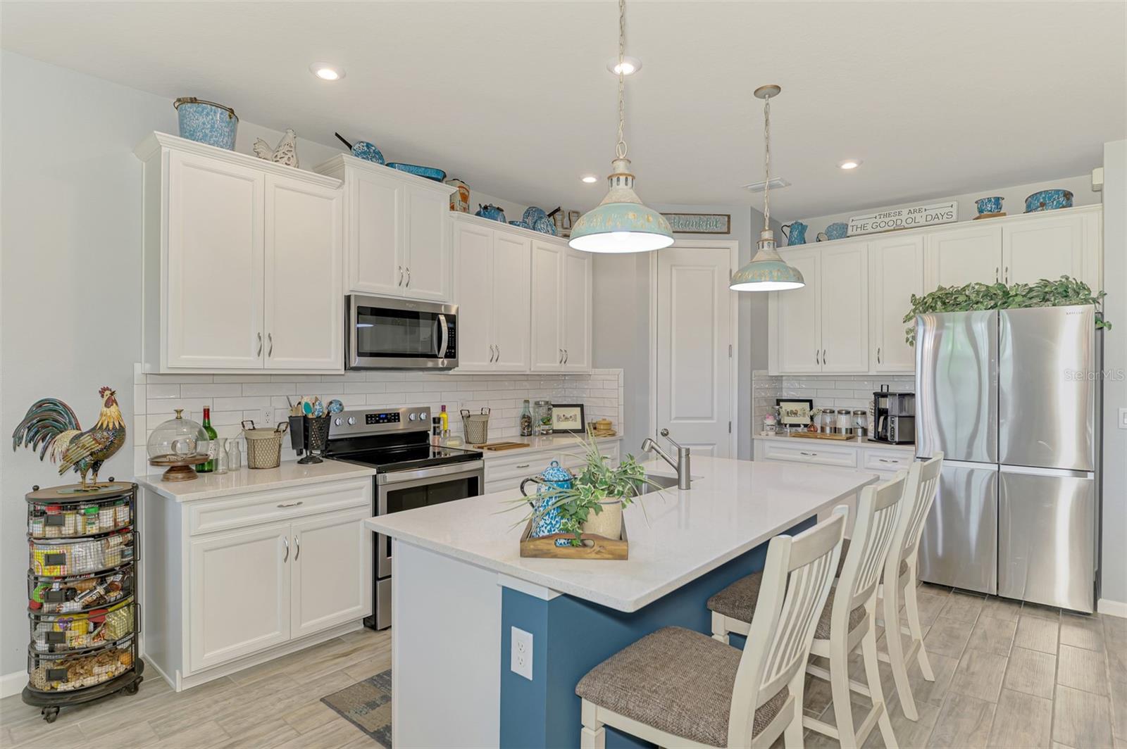 Image 16 of 98 For 11819 Sistine Lane