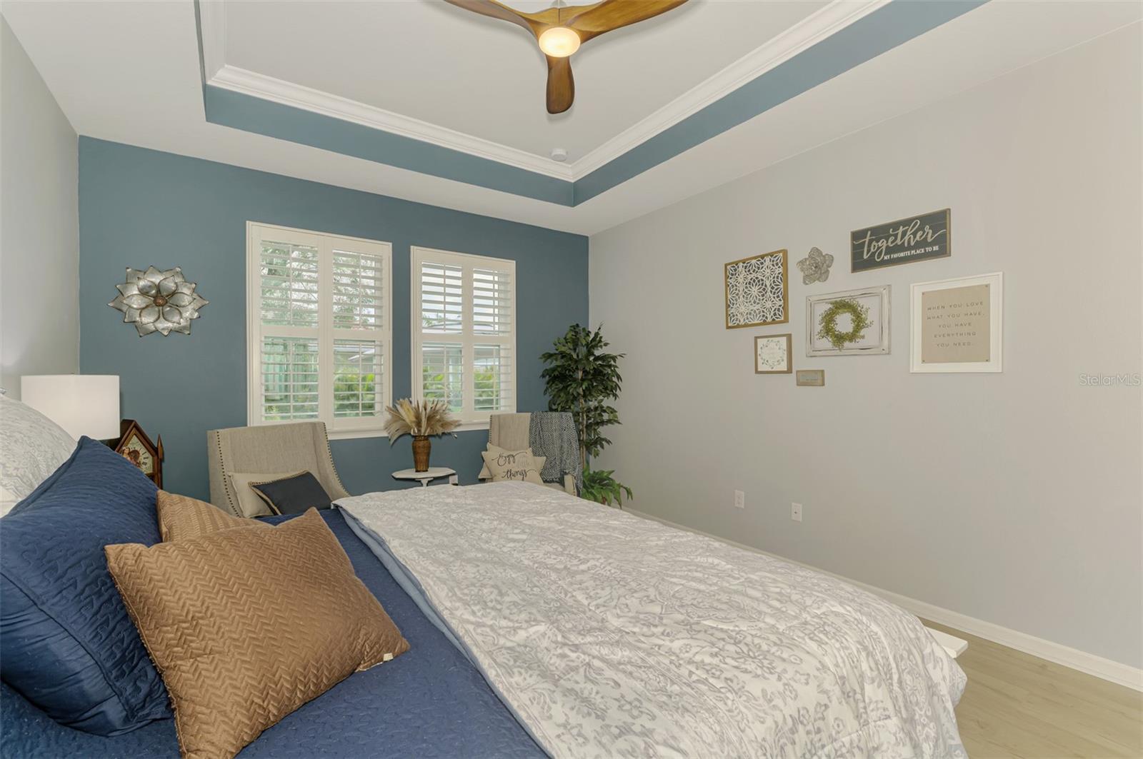 Image 30 of 98 For 11819 Sistine Lane