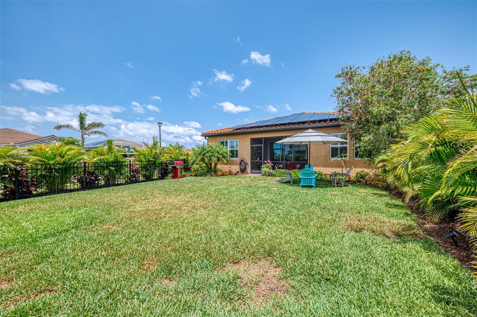 Image 47 of 98 For 11819 Sistine Lane