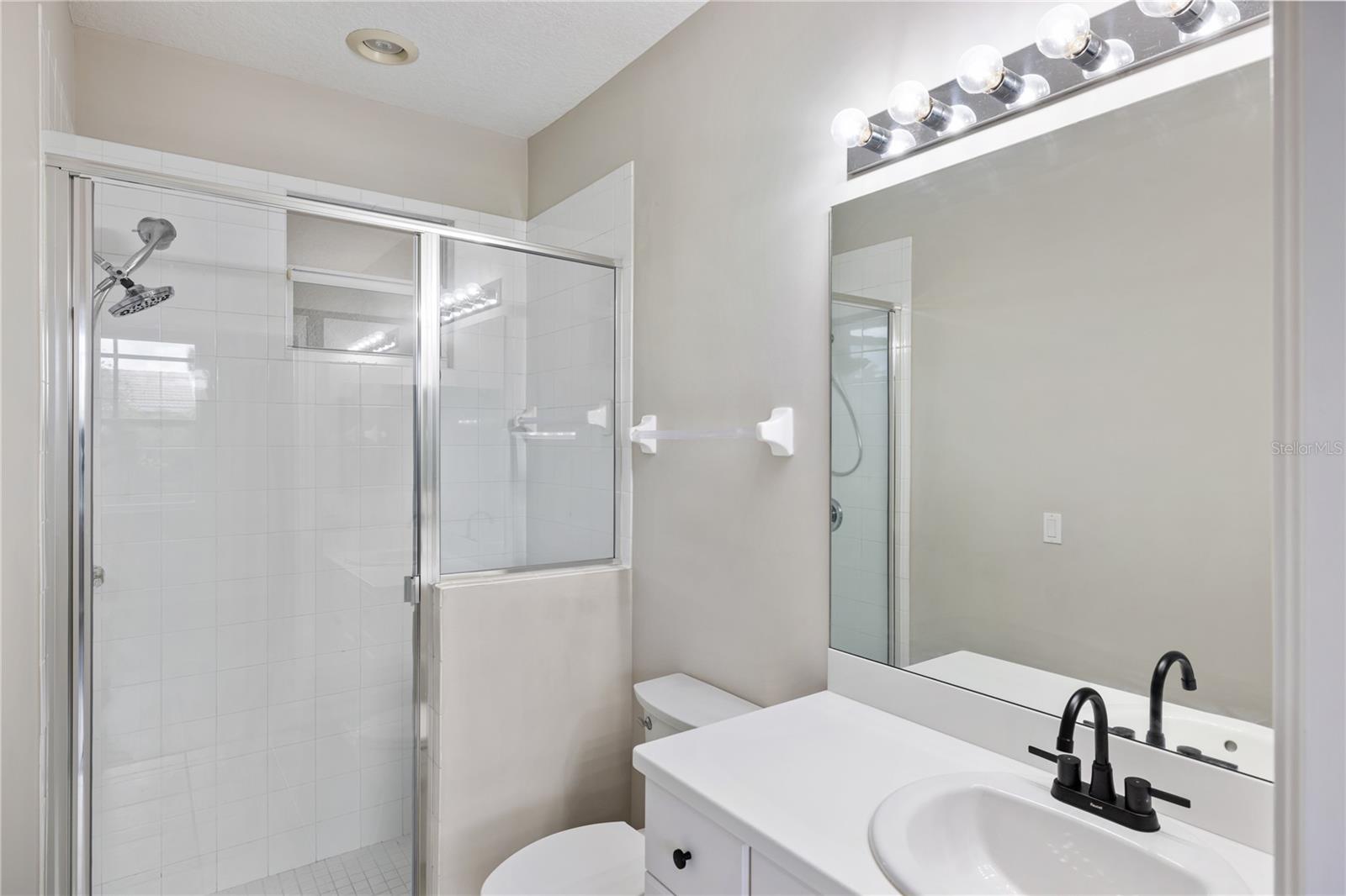 Image 20 of 60 For 181 Padova Way 19