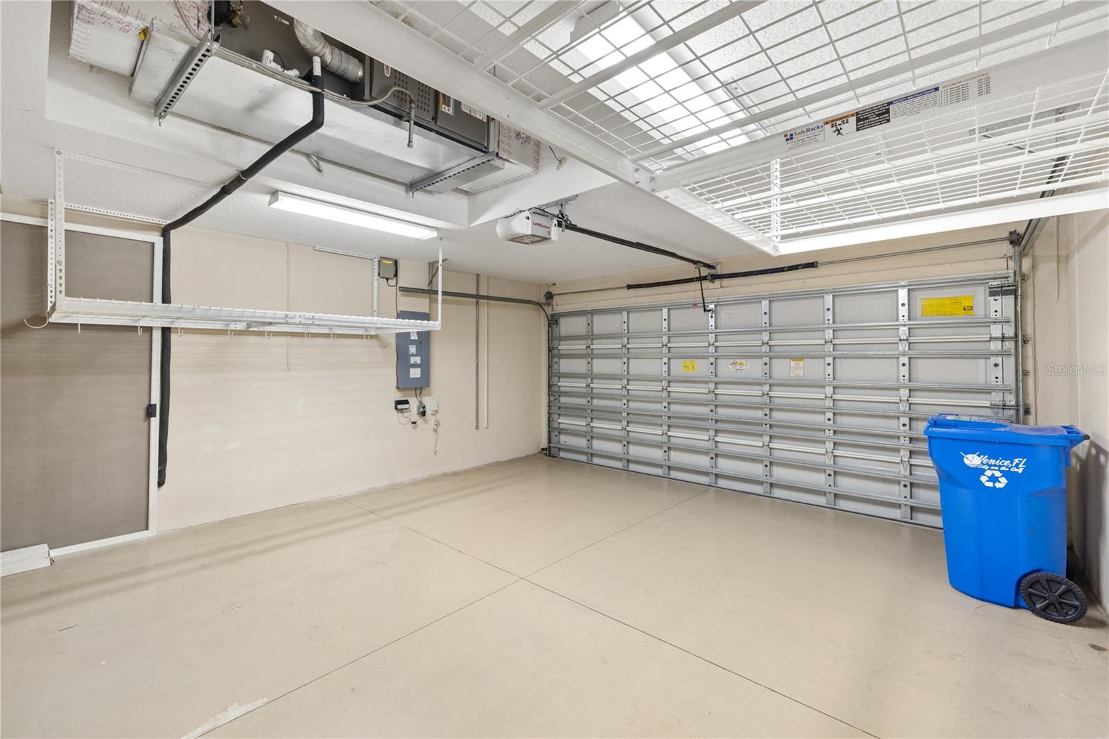 Image 31 of 60 For 181 Padova Way 19