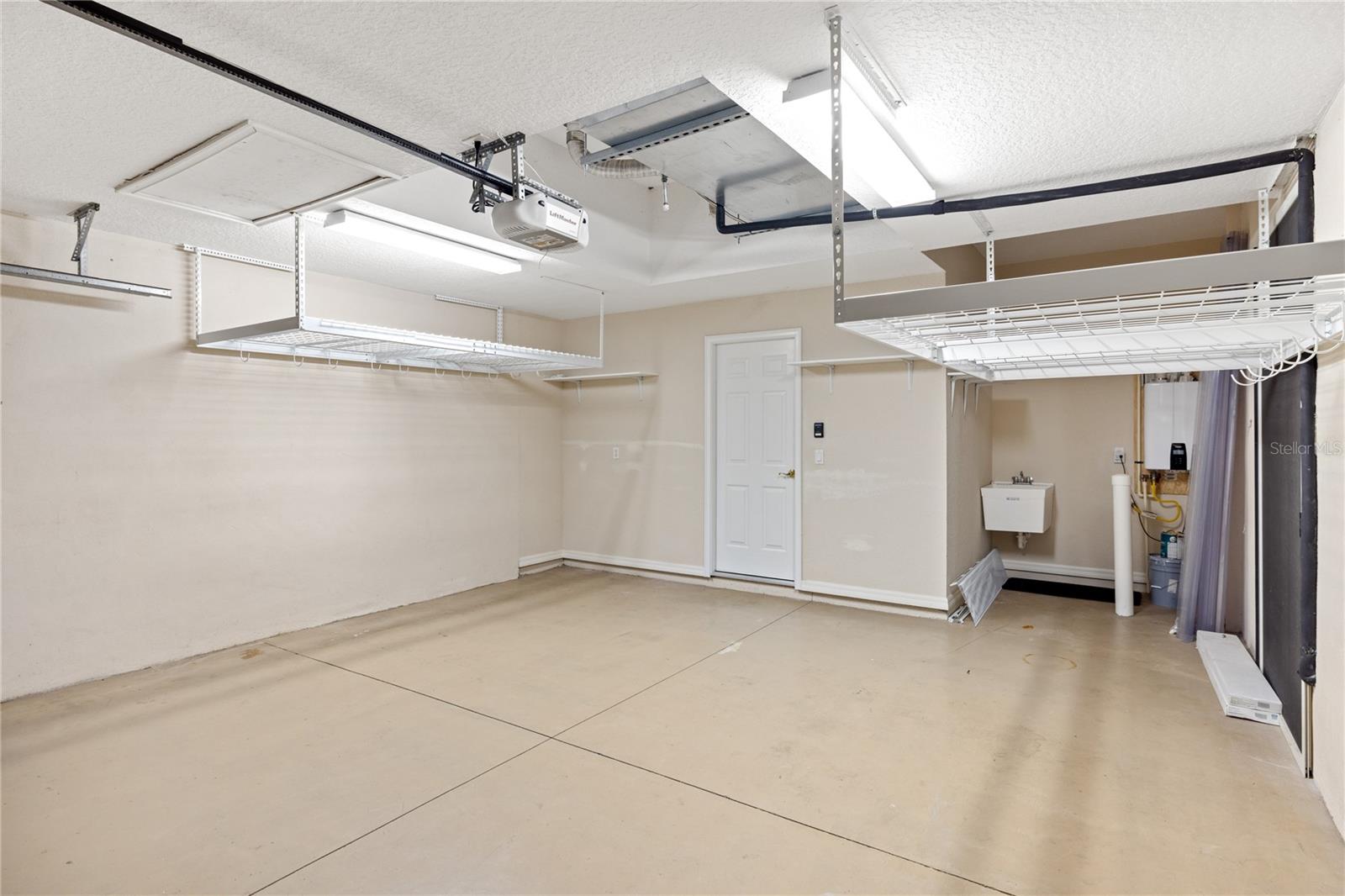 Image 32 of 60 For 181 Padova Way 19