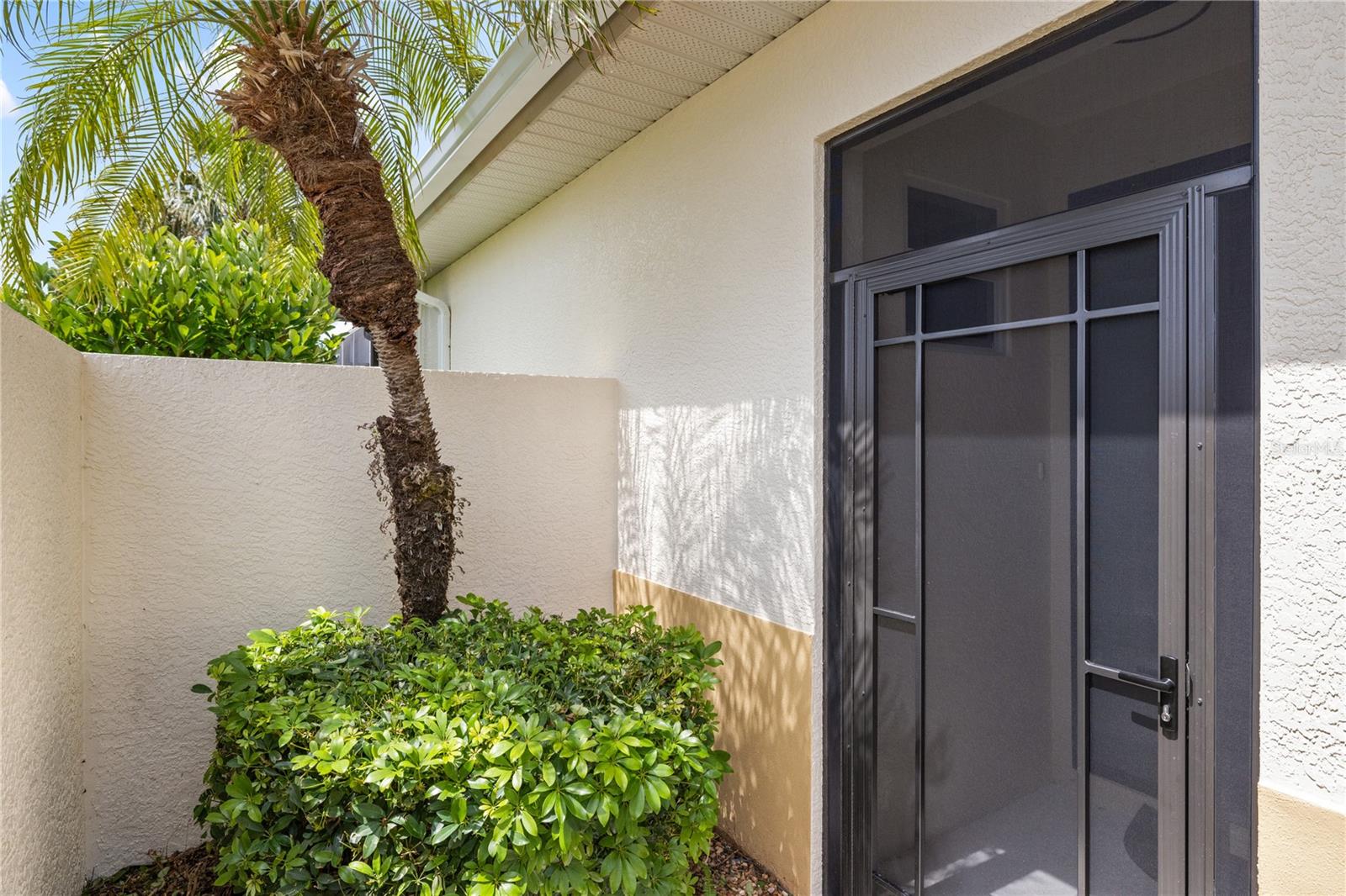 Image 38 of 60 For 181 Padova Way 19