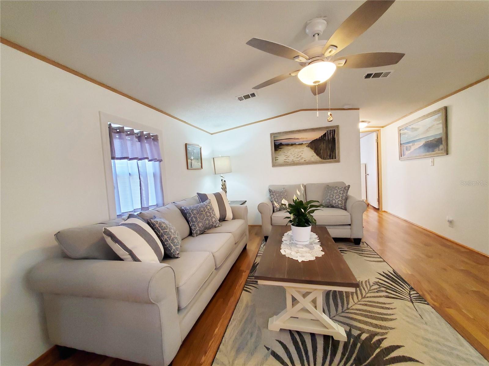 Image 12 of 47 For 24437 Harborview Rd  114