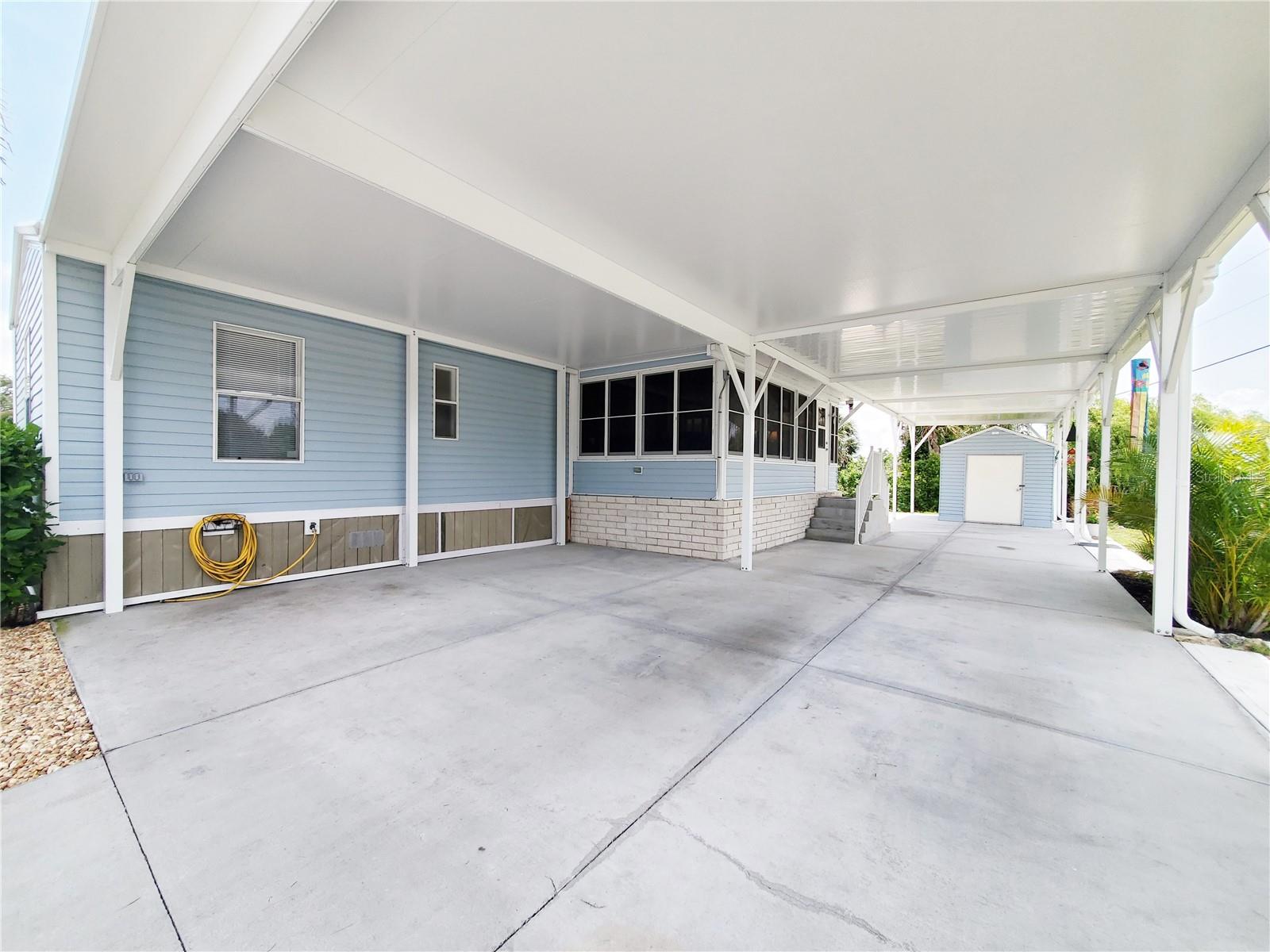 Image 3 of 47 For 24437 Harborview Rd  114