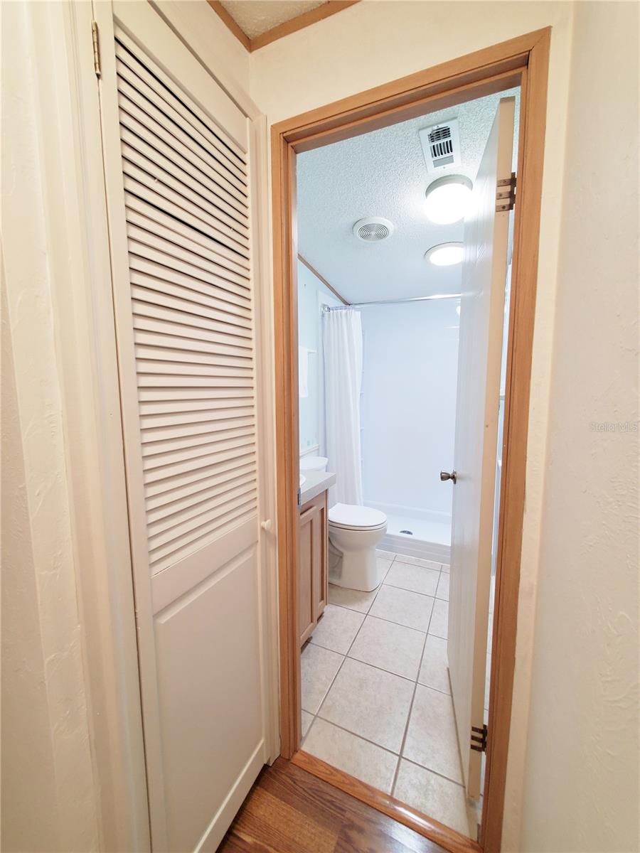 Image 30 of 47 For 24437 Harborview Rd  114