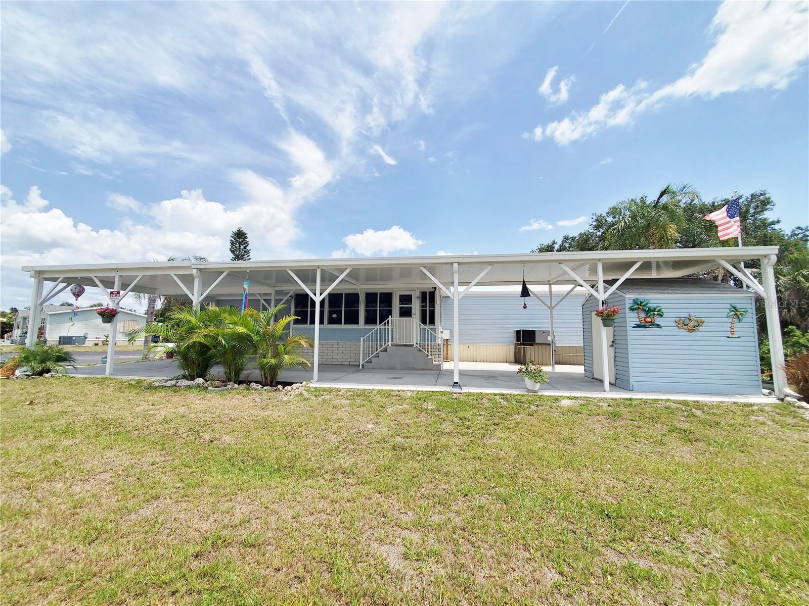 Image 41 of 47 For 24437 Harborview Rd  114
